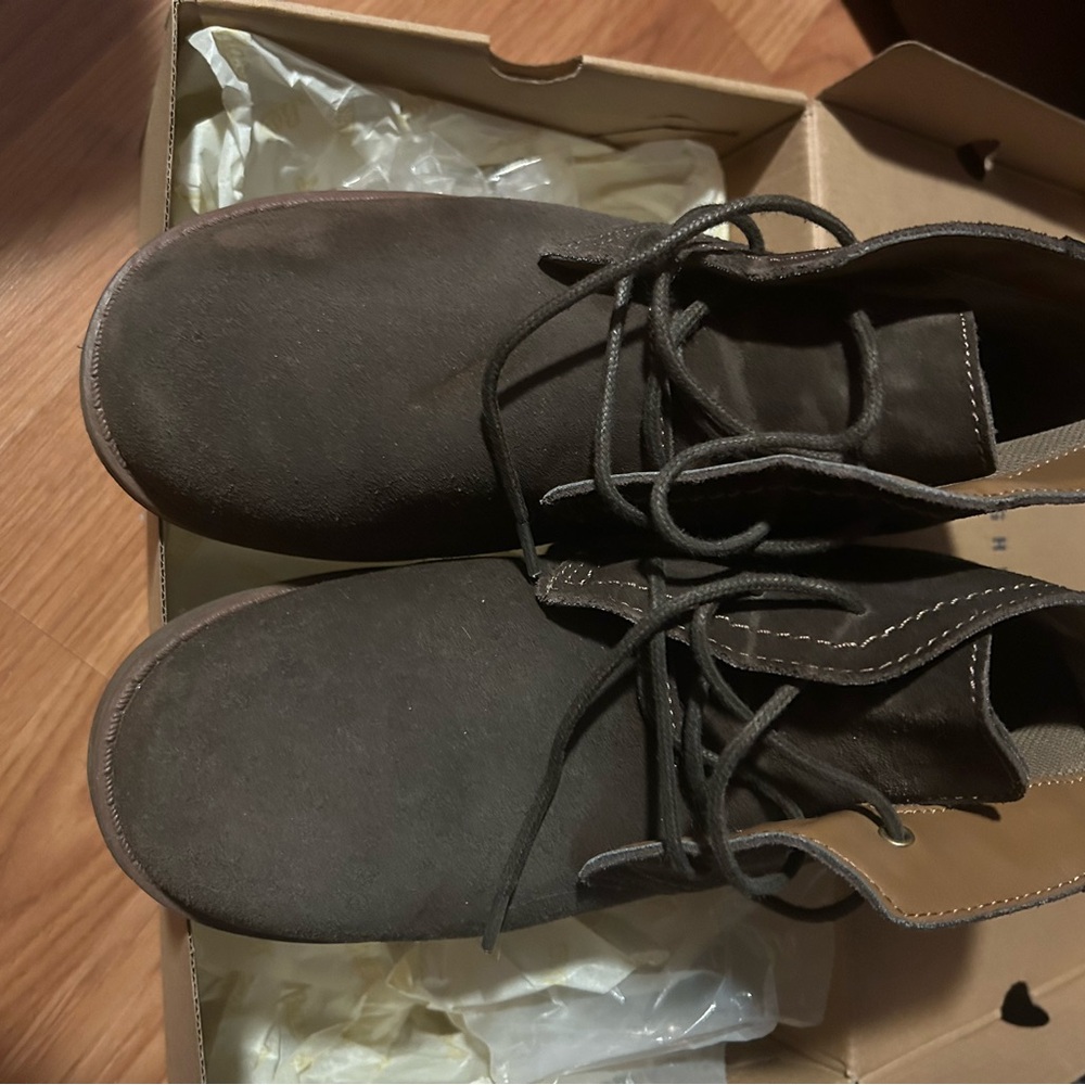 Brown leather suede boys boots size 6
